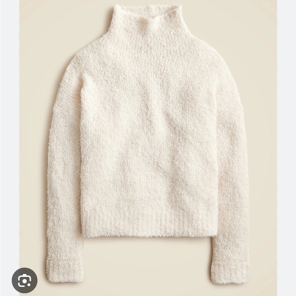 J. Crew Sweaters - J. Crew Cream Cozy Turtleneck Sweater in bouclé yarn. Style CE691 Size S
